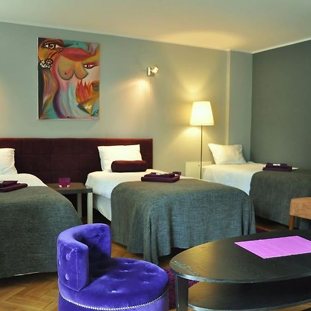 Anton House Hotel Warsaw Exterior photo
